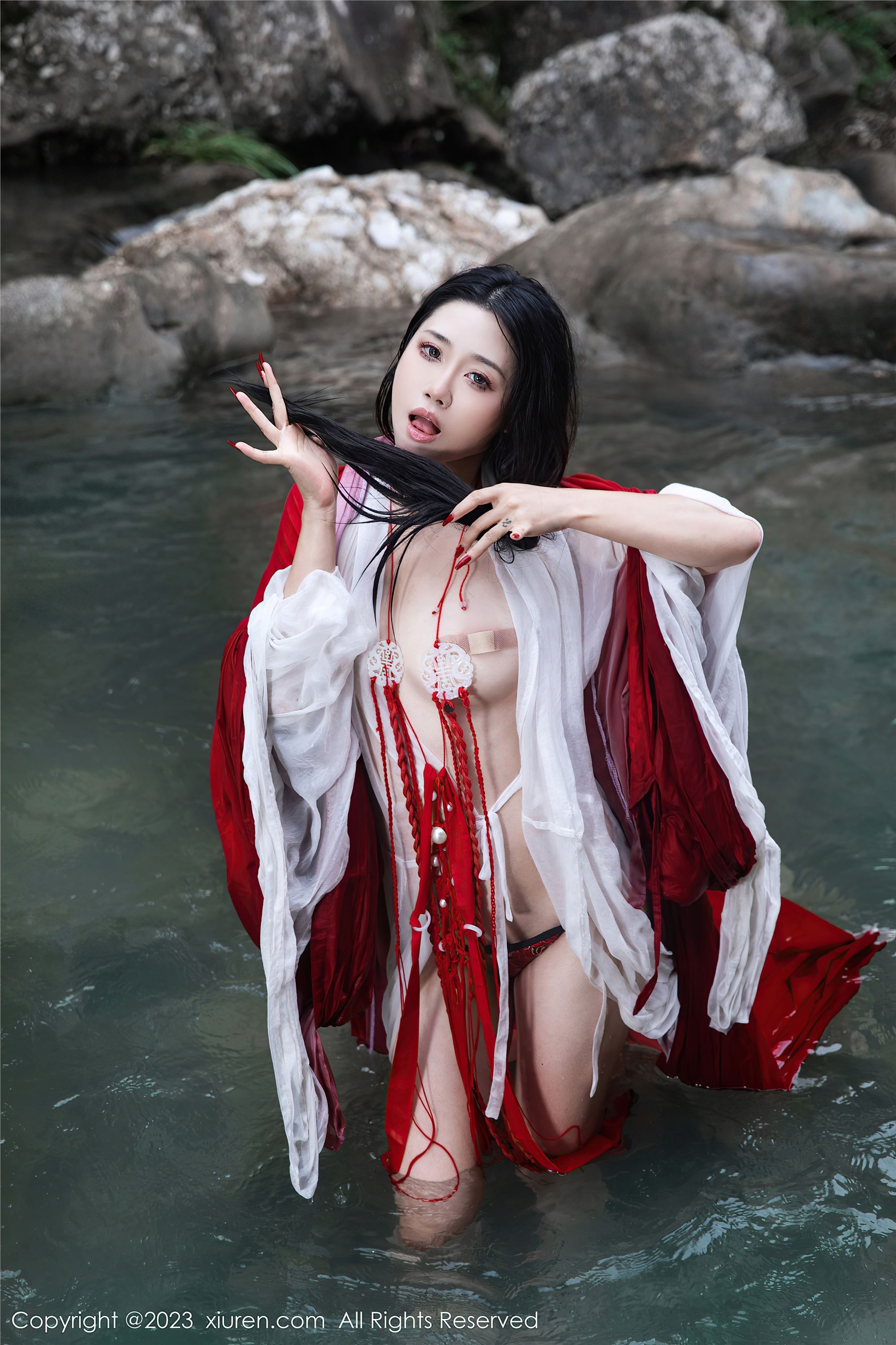 Xiuren秀人网 2023.08.28 NO.7295 严利娅Yuliya